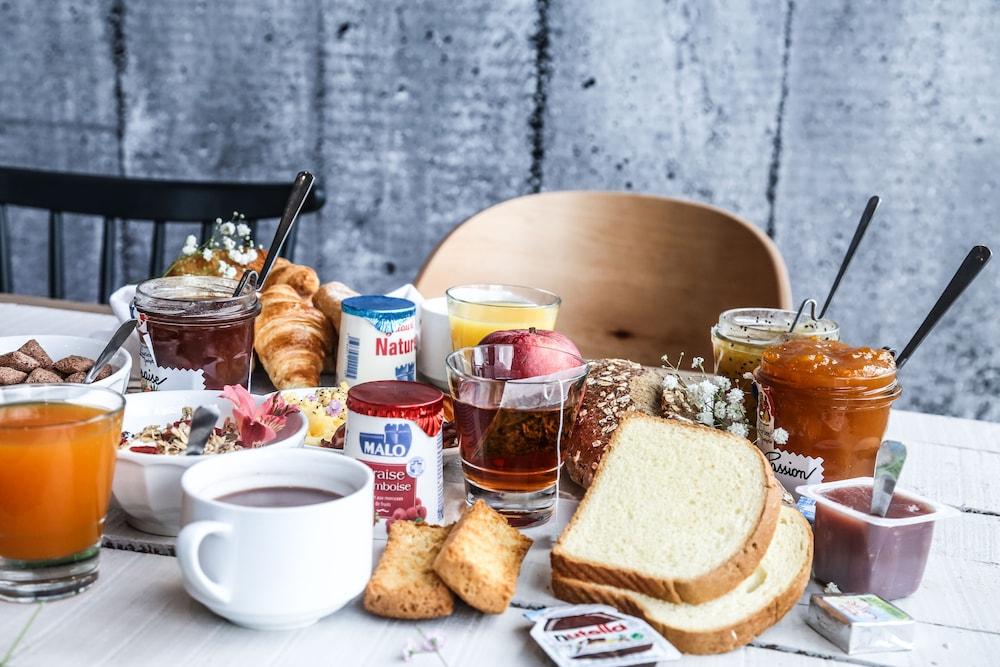 B&B Hotel Marseille Les Ports Εξωτερικό φωτογραφία