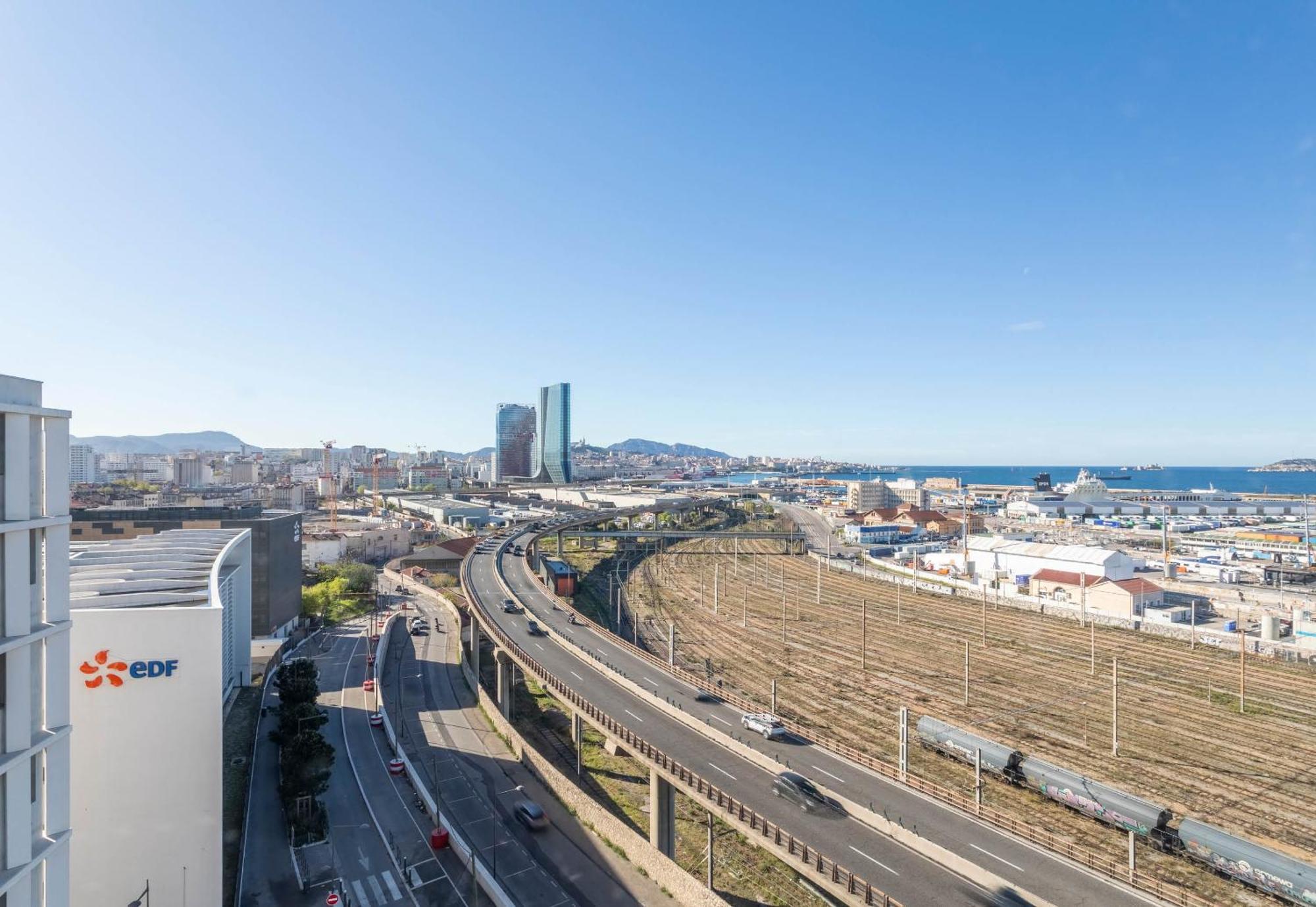 B&B Hotel Marseille Les Ports Εξωτερικό φωτογραφία