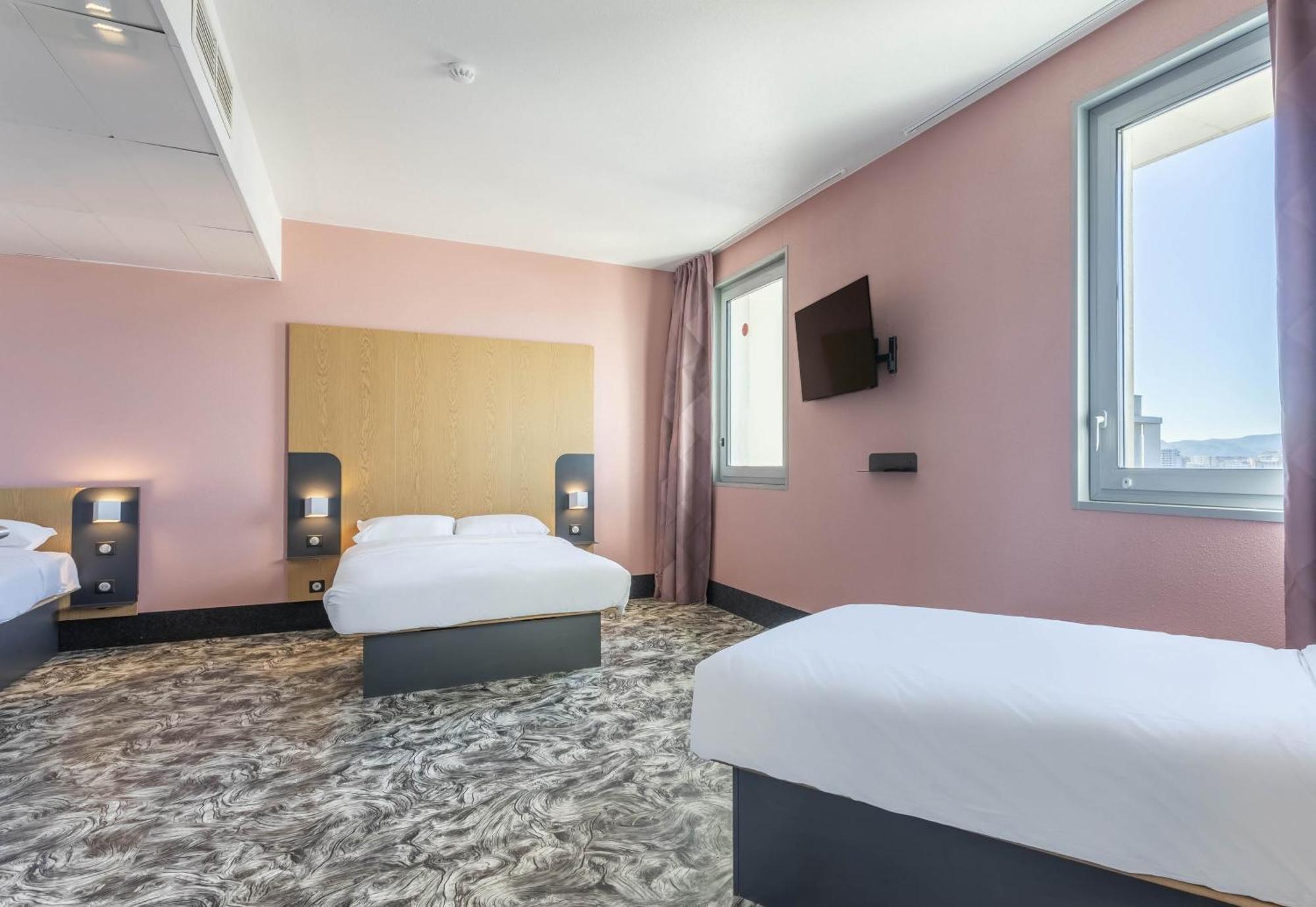 B&B Hotel Marseille Les Ports Εξωτερικό φωτογραφία