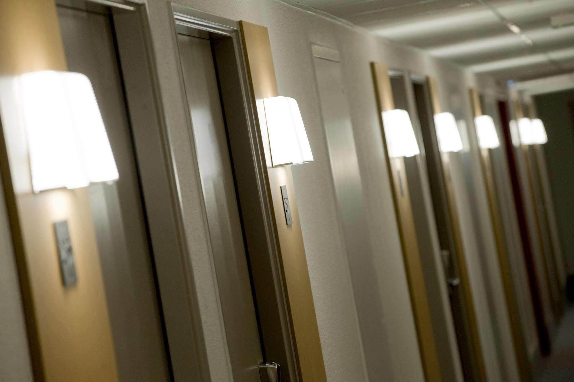 B&B Hotel Marseille Les Ports Εξωτερικό φωτογραφία